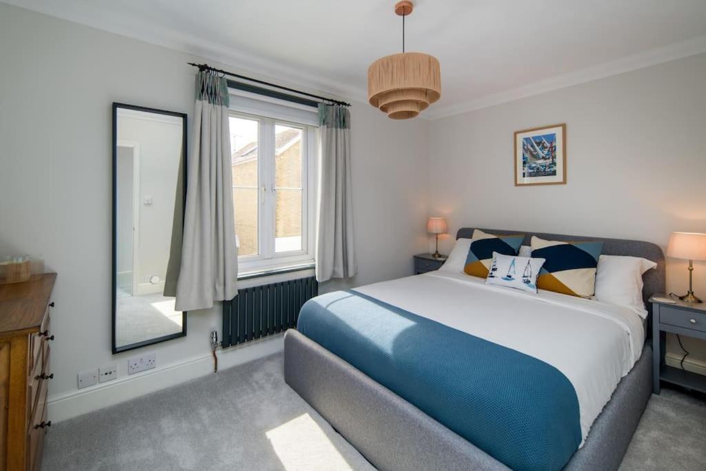 Captain'S Cottage - Central West Cowes - Spacious, Entire 1-Bed Home Екстер'єр фото